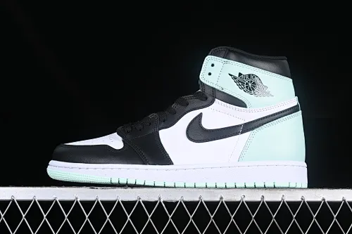 All categories Air Jordan Jordan series basketball shoes Air Jordan 1 High Air Jordan 1 Retro High OG "Lgloo" AJ1 Joe 1 mint green high-top basketball shoes 861428-100